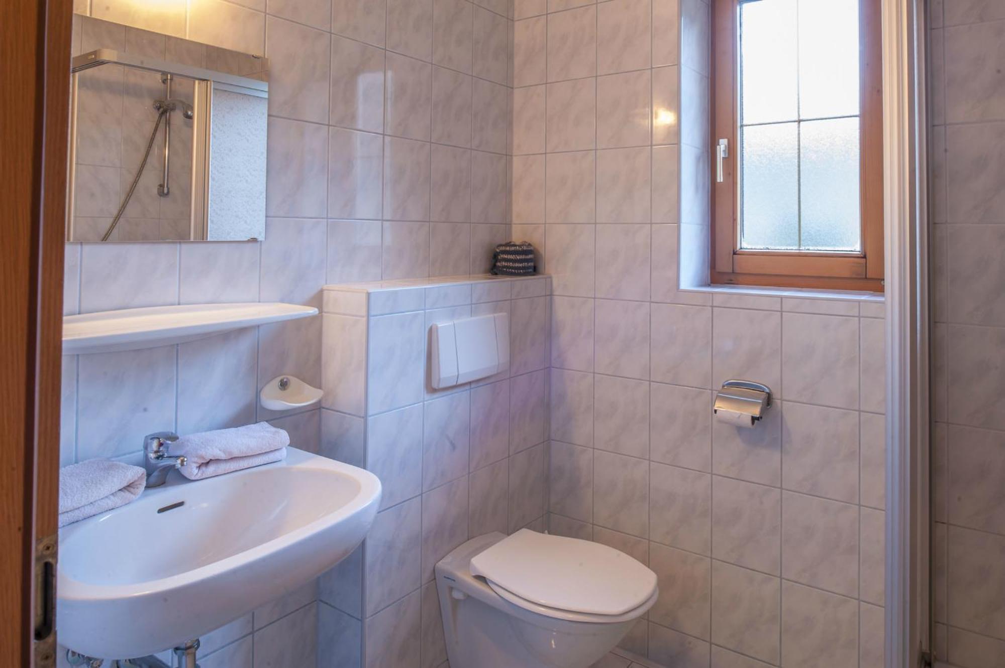 Haus Schoenegger Dorfgastein Pokoj fotografie